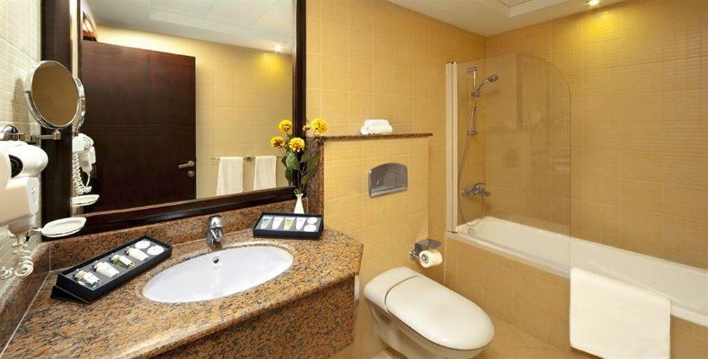 Corp Executive Aparthotel 4*